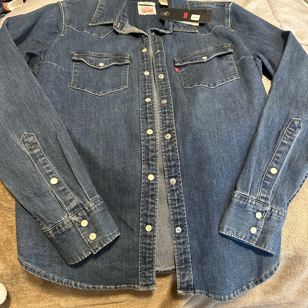Levi’s Jean Jacket NWT - Picture 4 of 4